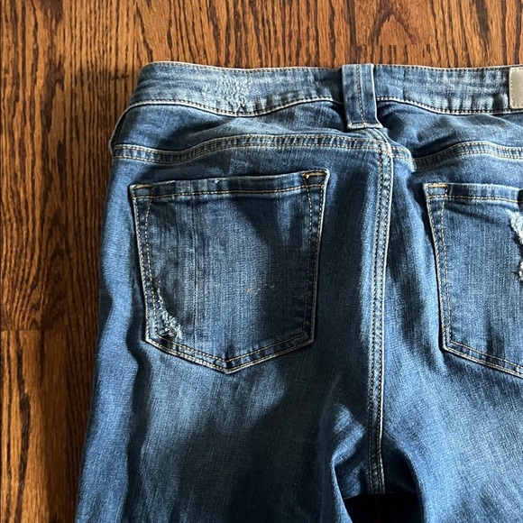 Like🆕SLINK Curvy Women's Distressed Blue Ankle Jeans Size 29/ 8 - Picture 6 of 8